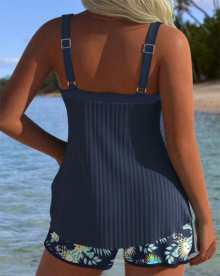 Stripete tankini – elegant todelt strandshorts for en perfekt sommerstil